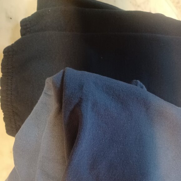 Athletic Works Women's Pair of Sweat Pants Both S (28-30) Dark & Lighter Blue - Picture 2 of 3